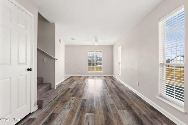 Building Photo - Beautiful Home w/ Modern Upgrades on Half an Acre – Ideal for Long-Term Rental!