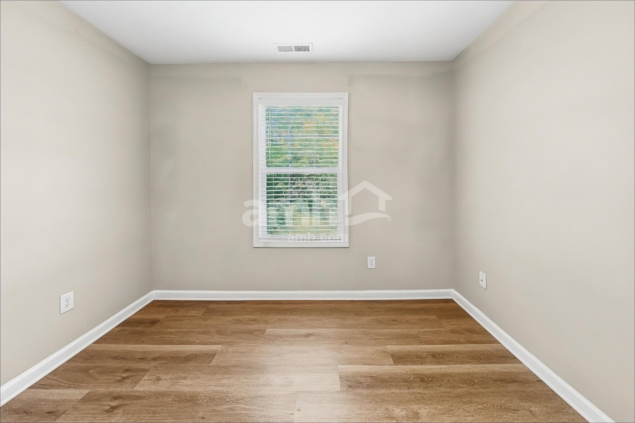 Building Photo - 218 Spinel Ln