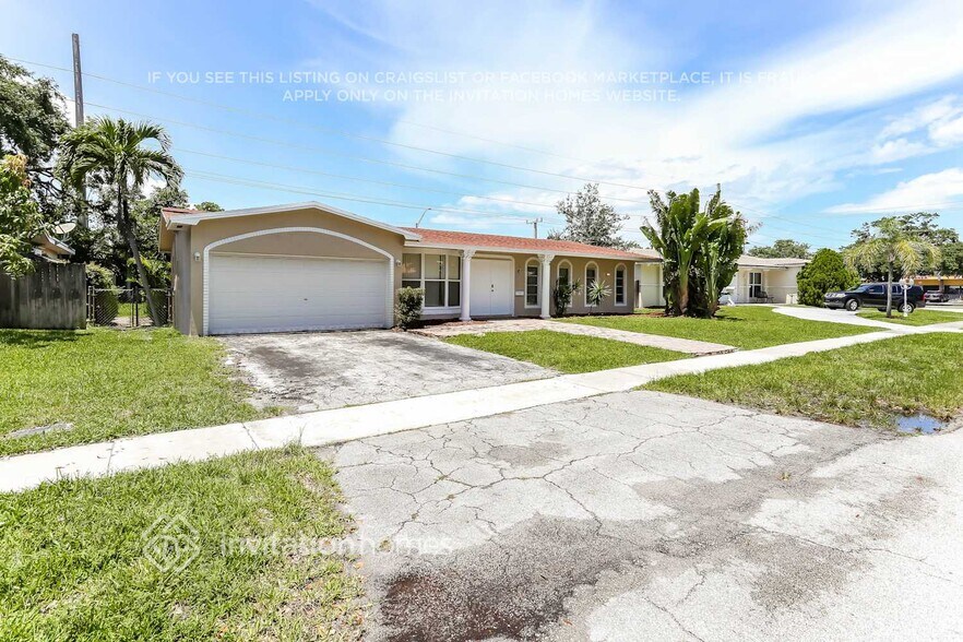Building Photo - 3311 N 41st Ct