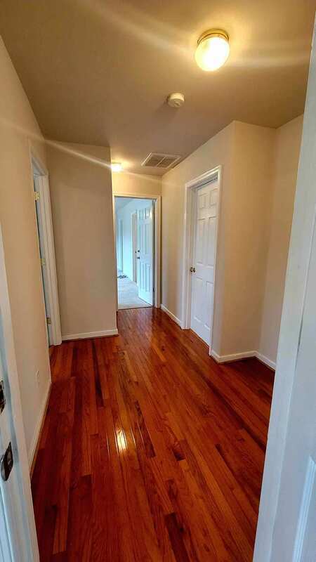 Building Photo - 4000 Stone Creek Terrace