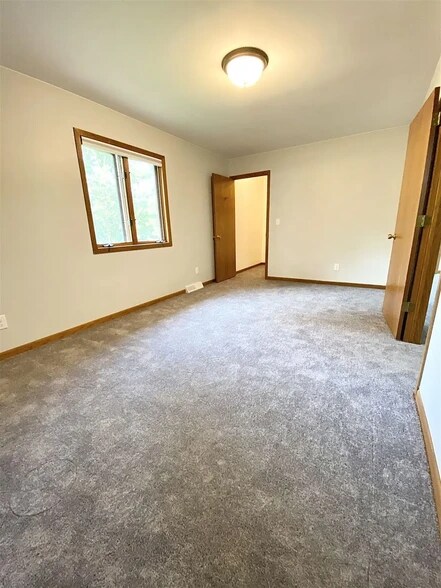 Building Photo - 152305 Fiddlehead Ln