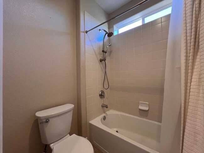 Building Photo - Large Home located in the Gated Community of Dorado in S. Reno