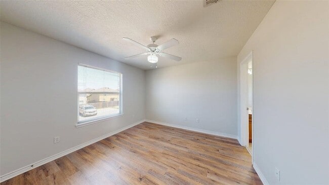 Building Photo - 4131 McFarland Dr