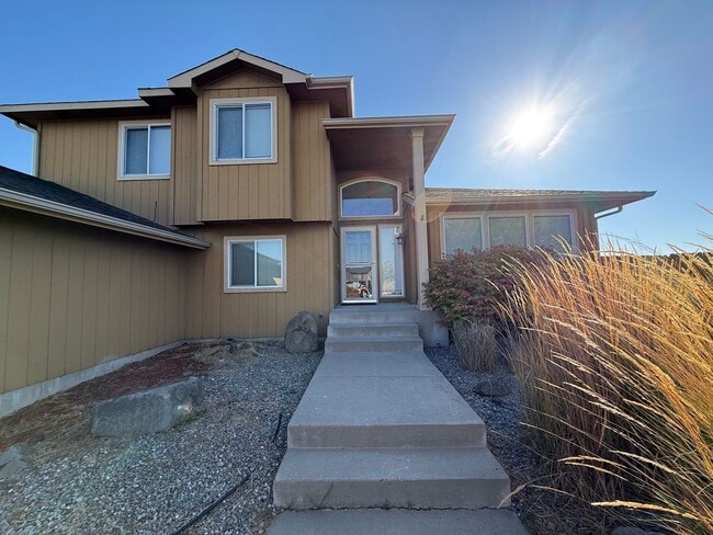 Primary Photo - Spacious home in Airway Heights