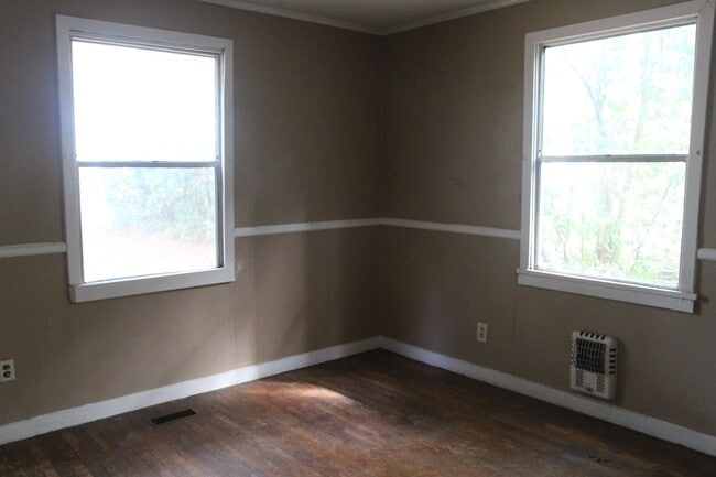 Building Photo - 1112 13th Ave