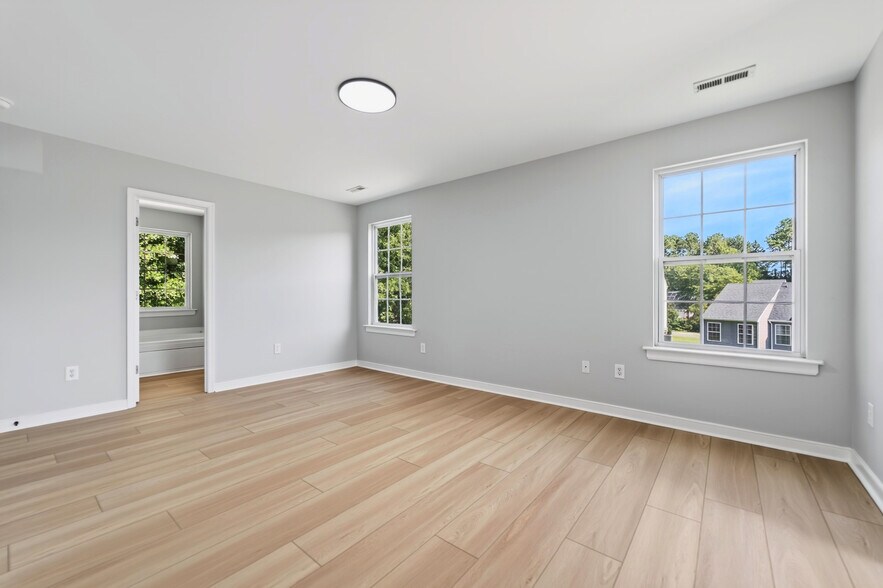 Building Photo - 5806 Garden Ridge Rd