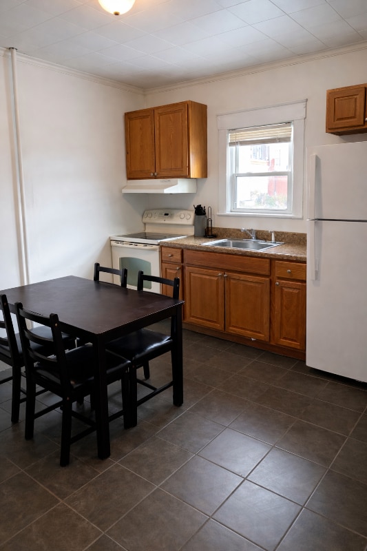 Building Photo - 1221 Vine St