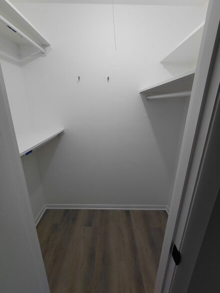 Building Photo - 23 Steele Cir