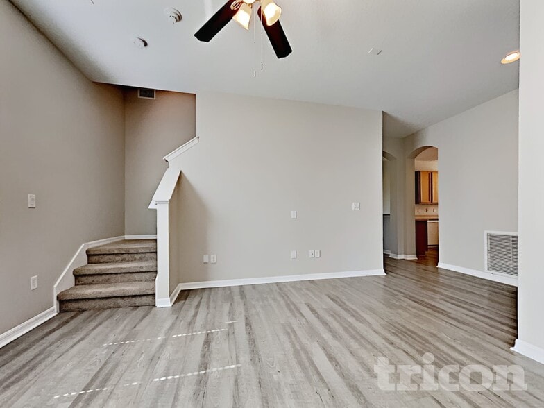 Building Photo - 221 Fern Gulley Dr