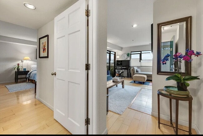Building Photo - Move in and enjoy this amazingly located P...