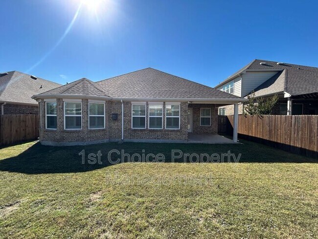 Building Photo - 952 Pinnacle Ridge Rd