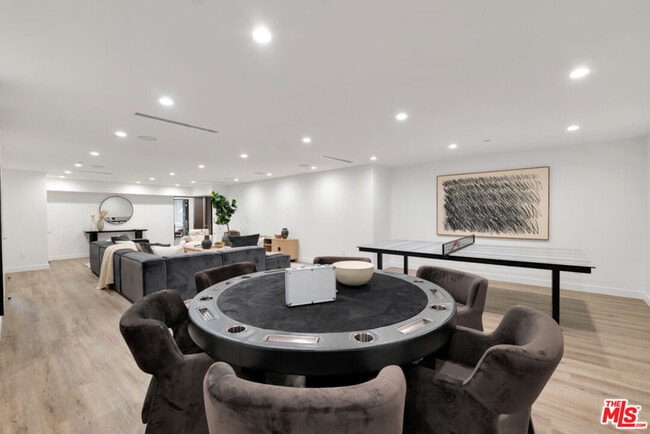 Building Photo - 3116 Elvido Dr