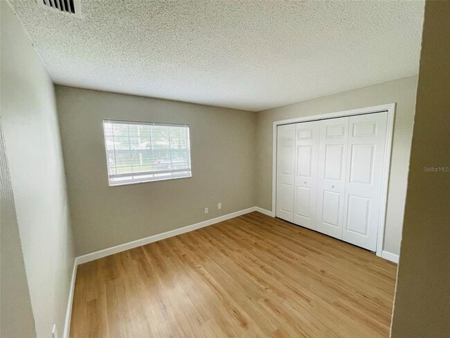 Building Photo - 511 Duchess Ct