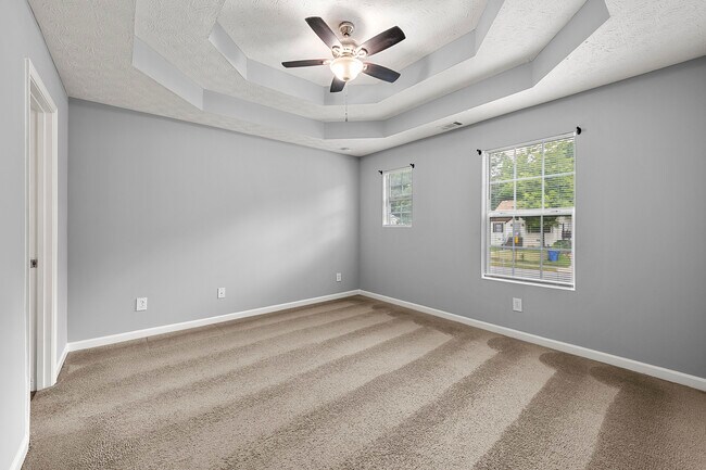Building Photo - 1526 Venetian Dr SW