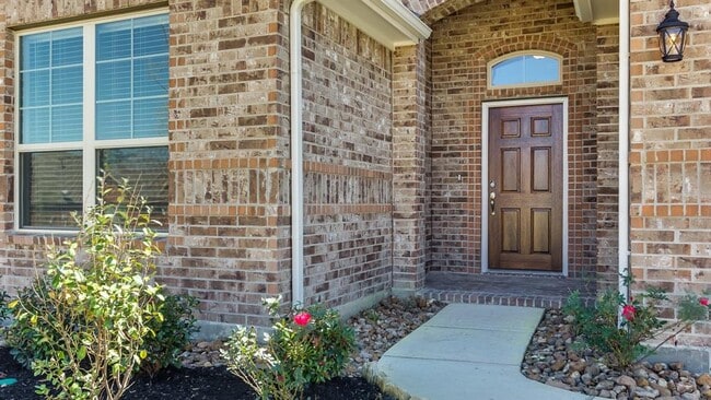 Building Photo - 1515 Holly Chase Ct