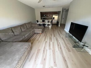 Building Photo - 4113 NW 88th Ave