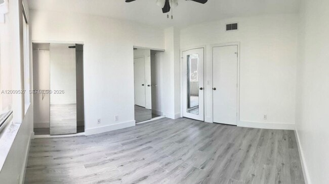 Building Photo - 16691 Hemingway Dr