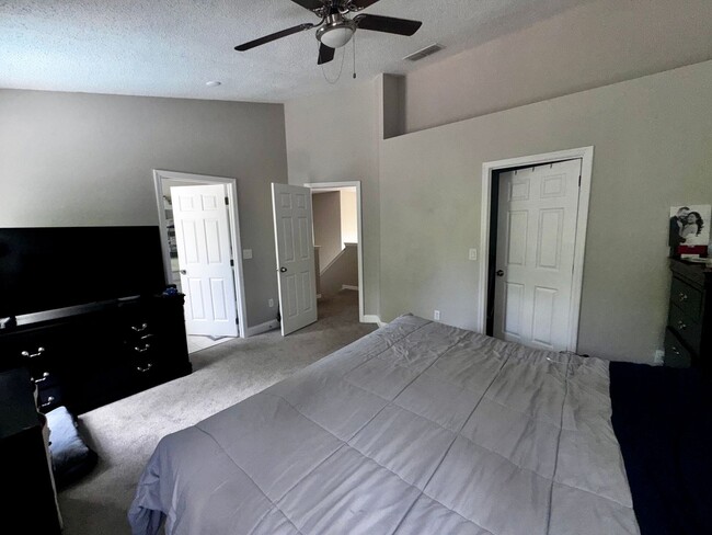 Building Photo - 4 Bedroom 3 Bath Winward Cay Kissimmee Poo...