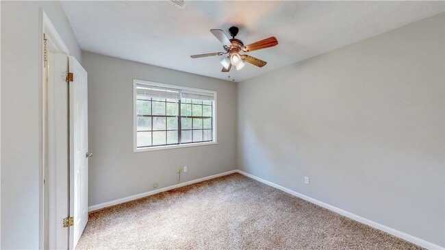 Building Photo - 1304 Merry Oaks Dr