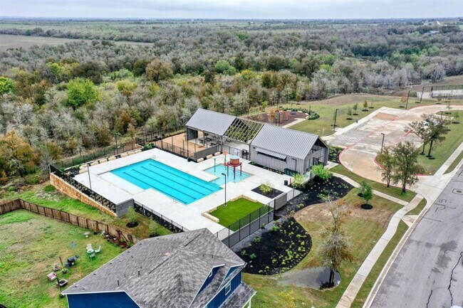 Building Photo - 13800 Tordillo Dr
