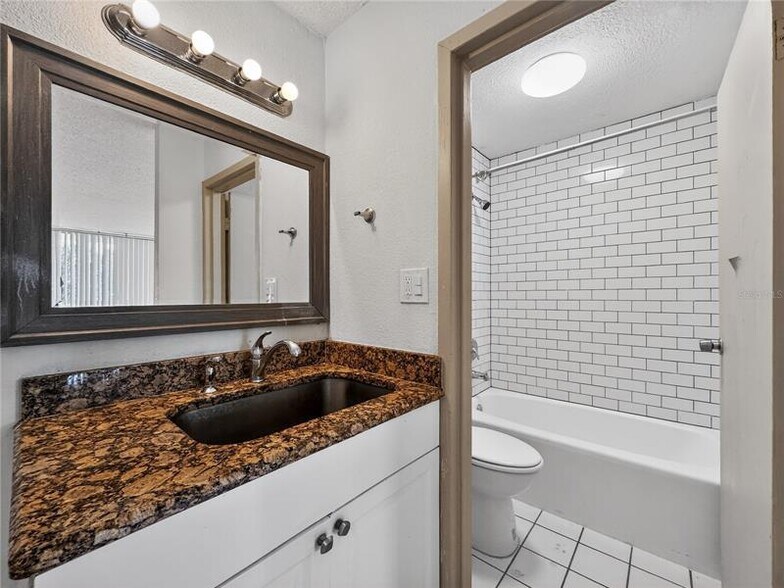 Building Photo - 7900 S Orange Blossom Trl