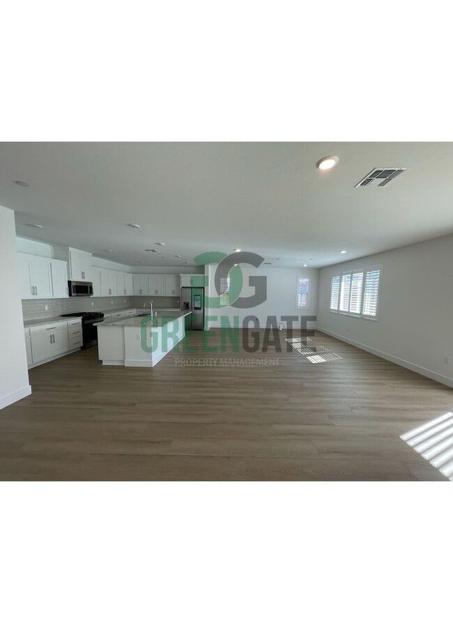 Building Photo - New Build in Tracy Hills!! 4 Bedroom 2.5 Bath AVAILABLE NOW!!