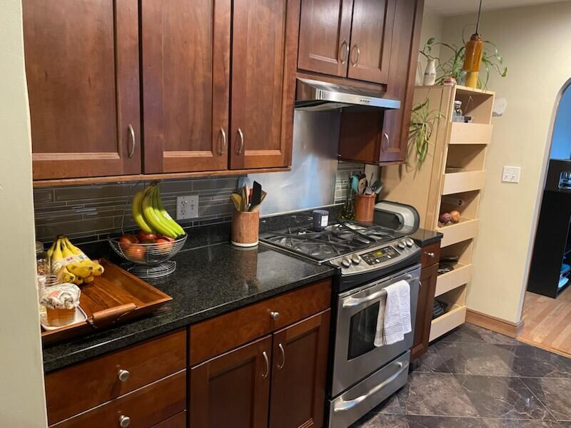 Building Photo - 6444 16th Ave S