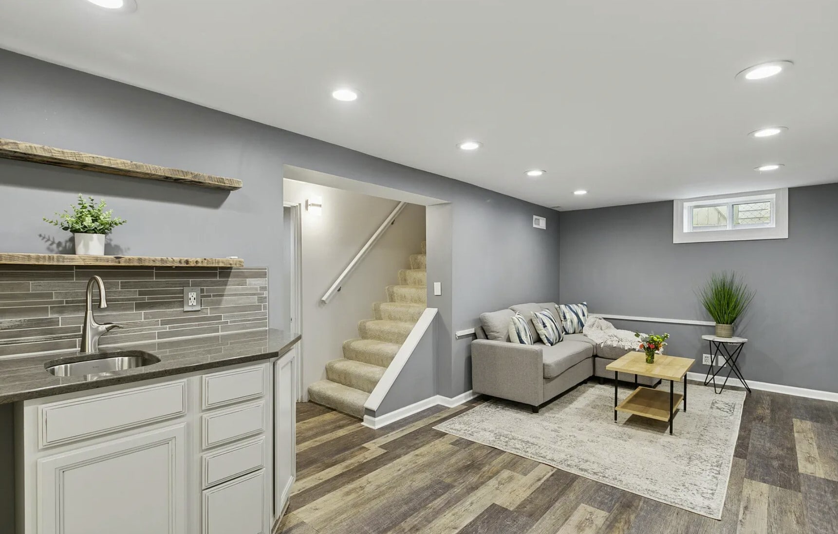 Building Photo - 5749 Pleasant Ave