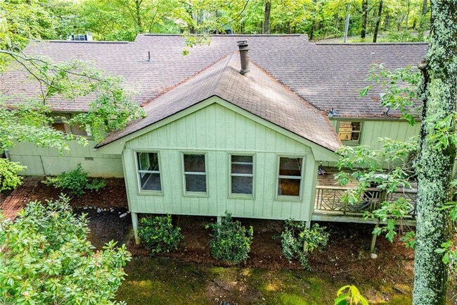 Building Photo - 1499 Stonington Ct