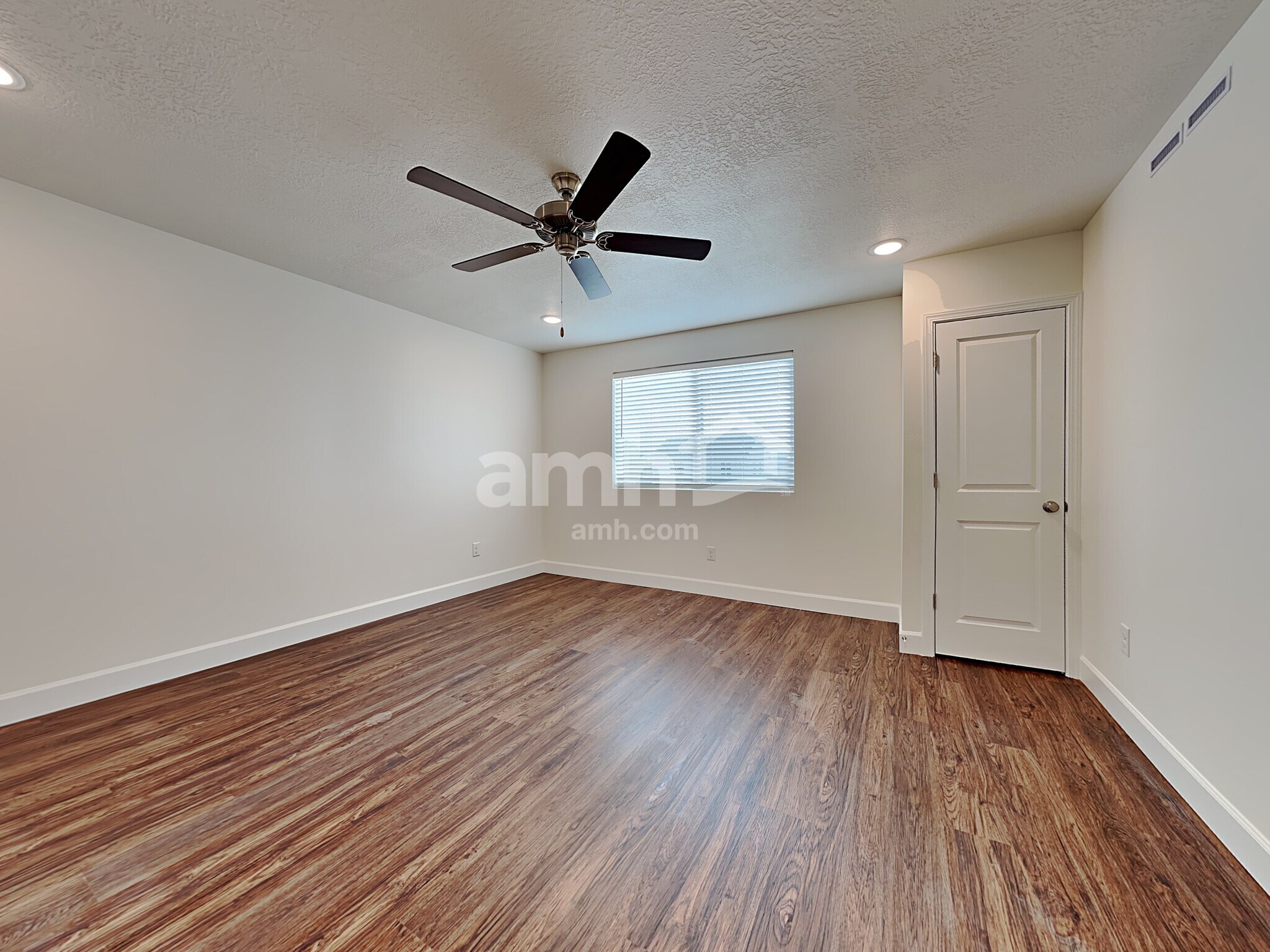 Building Photo - 212 Allen Ln