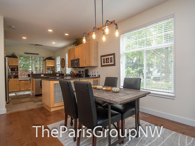 Building Photo - Exceptional Kirkland TH – Gorgeous Upgrade...