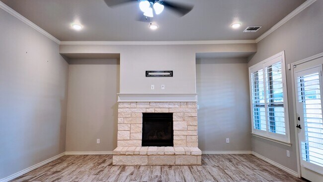 Building Photo - 5704 Winchester Ave