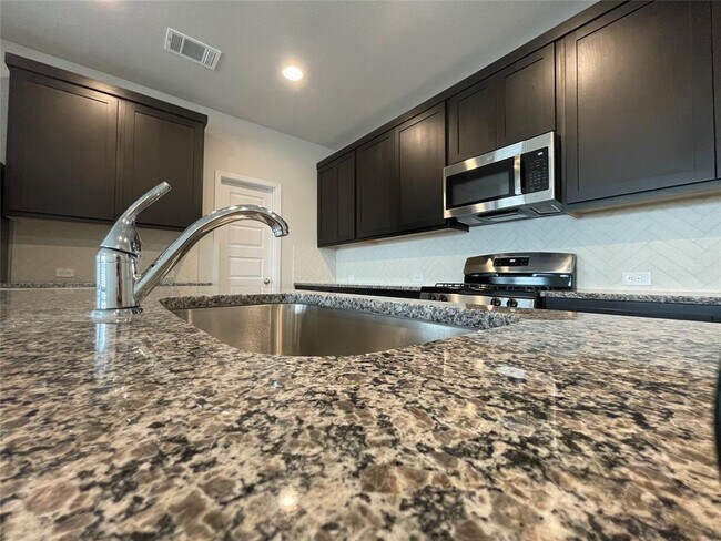 Building Photo - 2801 Winding Creek Rd