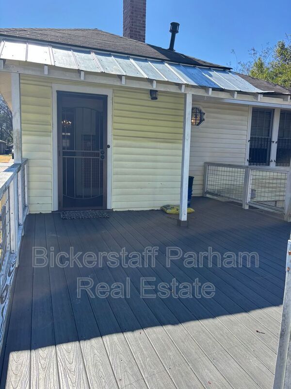 Building Photo - 1901 Hill St