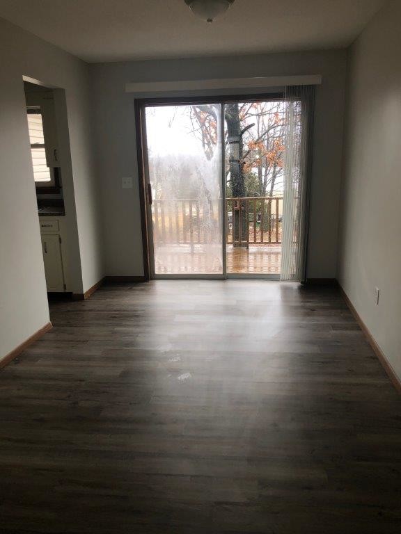 Building Photo - 201 Country Villa Ln
