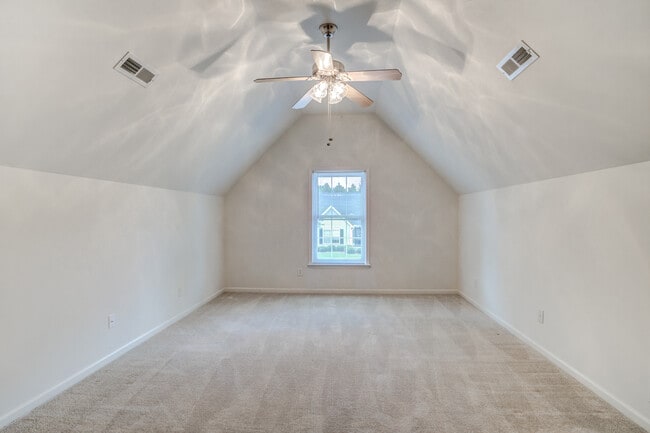 Building Photo - 833 Willow Bay Dr