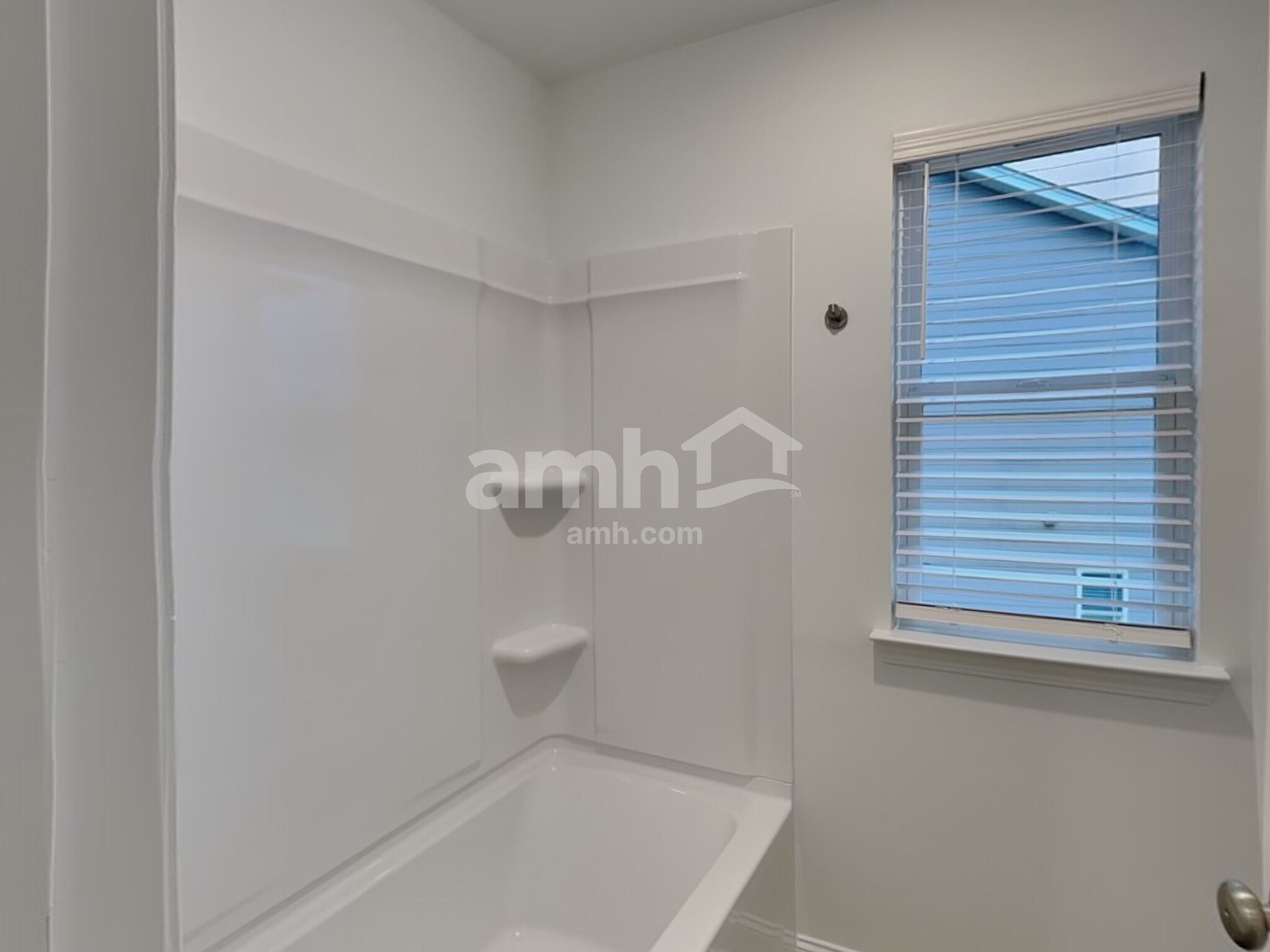 Building Photo - 1488 Aquamarine Dr