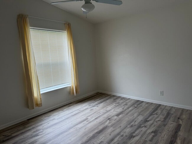 Building Photo - ? Newly Remodeled 3 Bedroom, 2 Bath Home in Monroe, Oregon ?