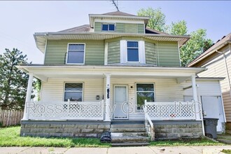 Building Photo - 825 Colburn St