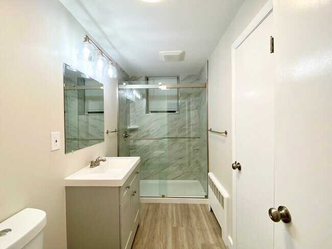 Building Photo - 57 Kimball Ave