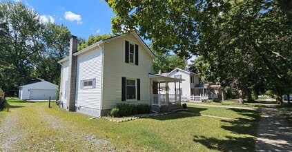 Building Photo - LIVE IN DOWNTOWN HOWELL IN THIS HISTORIC 3...