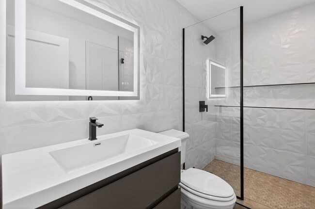Building Photo - NEWLY RENOVATED SINGLE-STORY HOME LOCATED IN LAS VEGAS