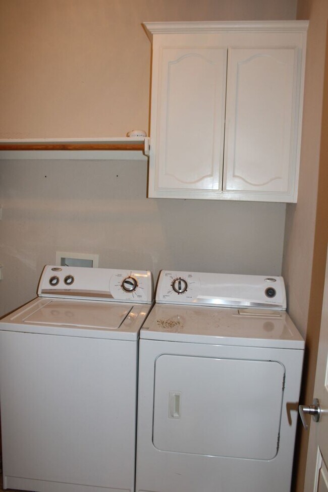 Building Photo - COMING SOON! ACCEPTING APPLICATIONS!