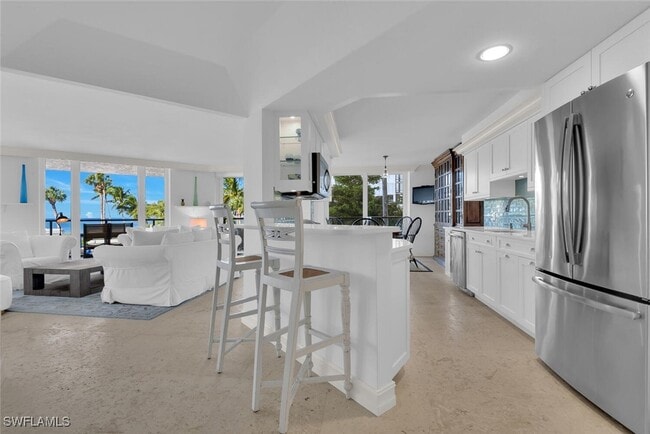 Building Photo - 4901 Gulf Shore Blvd N