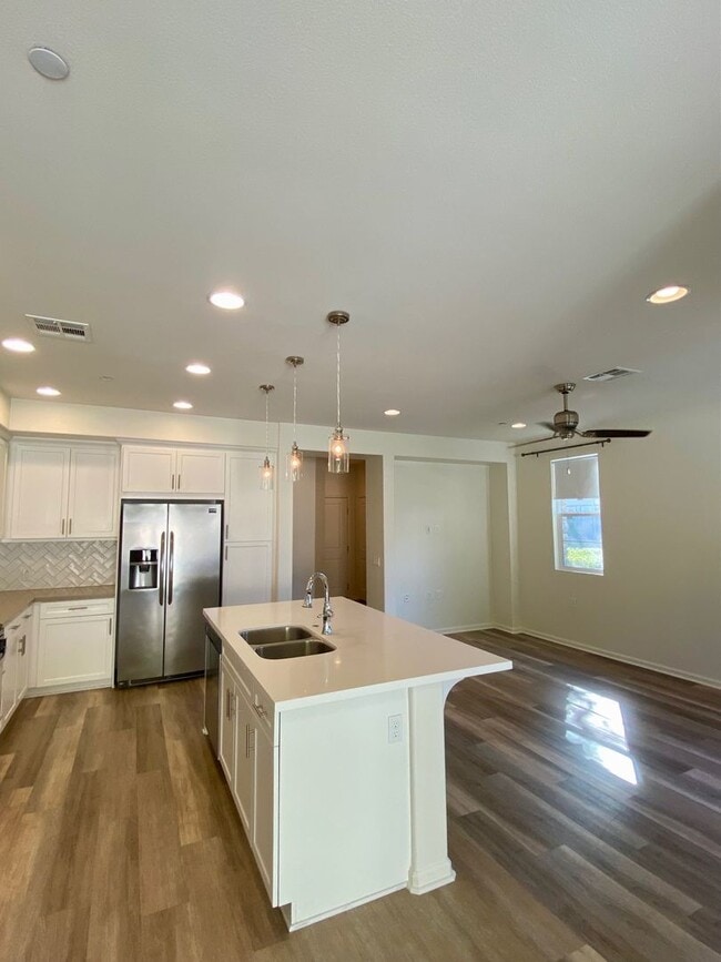 Building Photo - Executive and Upgraded 3-Bedroom Townhome in South Temecula!