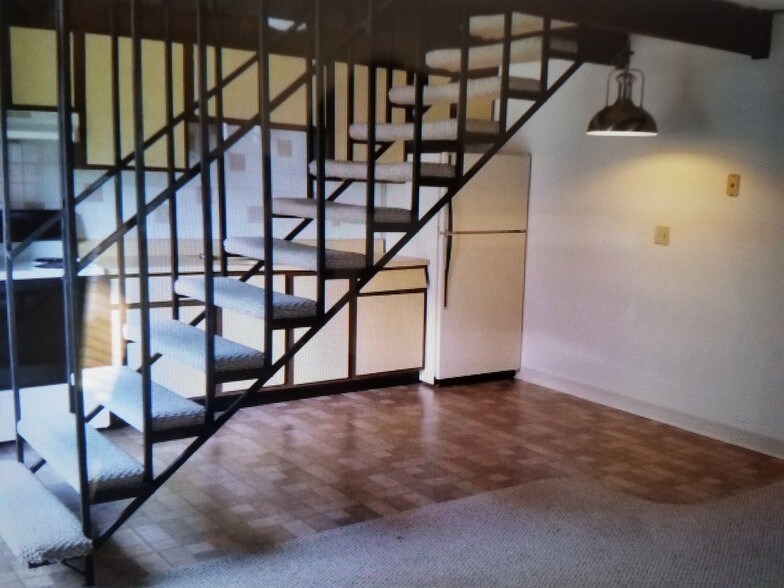 kitchen/ living room open concept - 1372 Londondale Pkwy