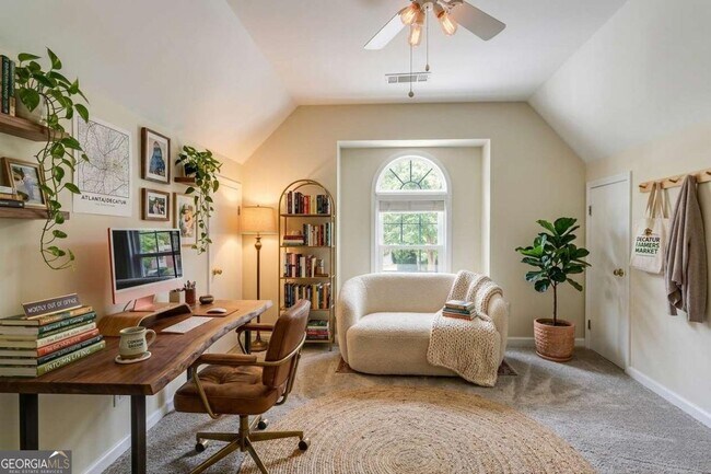 Building Photo - 1167 Druid Walk