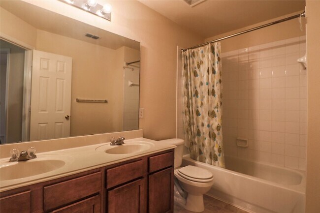 Building Photo - 4313 Silverwood Trail