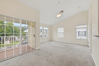 Building Photo - 575 Oakleaf Plantation Pky