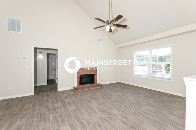 Building Photo - 4 Bedroom Pet-Friendly Home in Locust Grov...